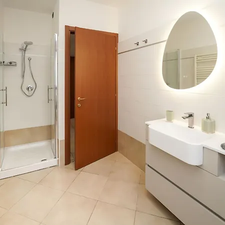 Ca Silvio By Interhome לואינו