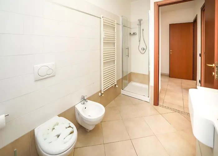 Ca Silvio By Interhome דירה לואינו